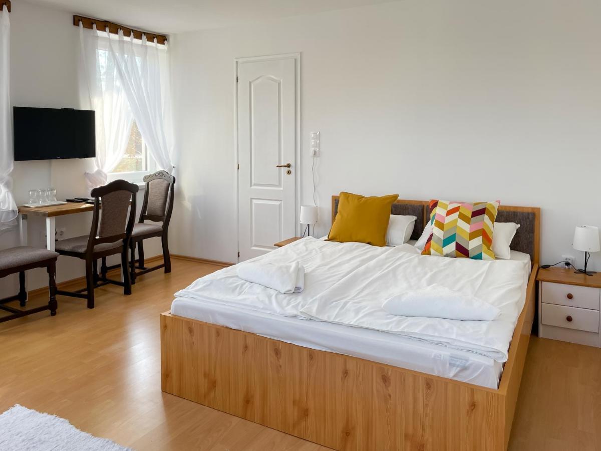 Bed and Breakfast Tanyacsarda Panzio Baja Zewnętrze zdjęcie