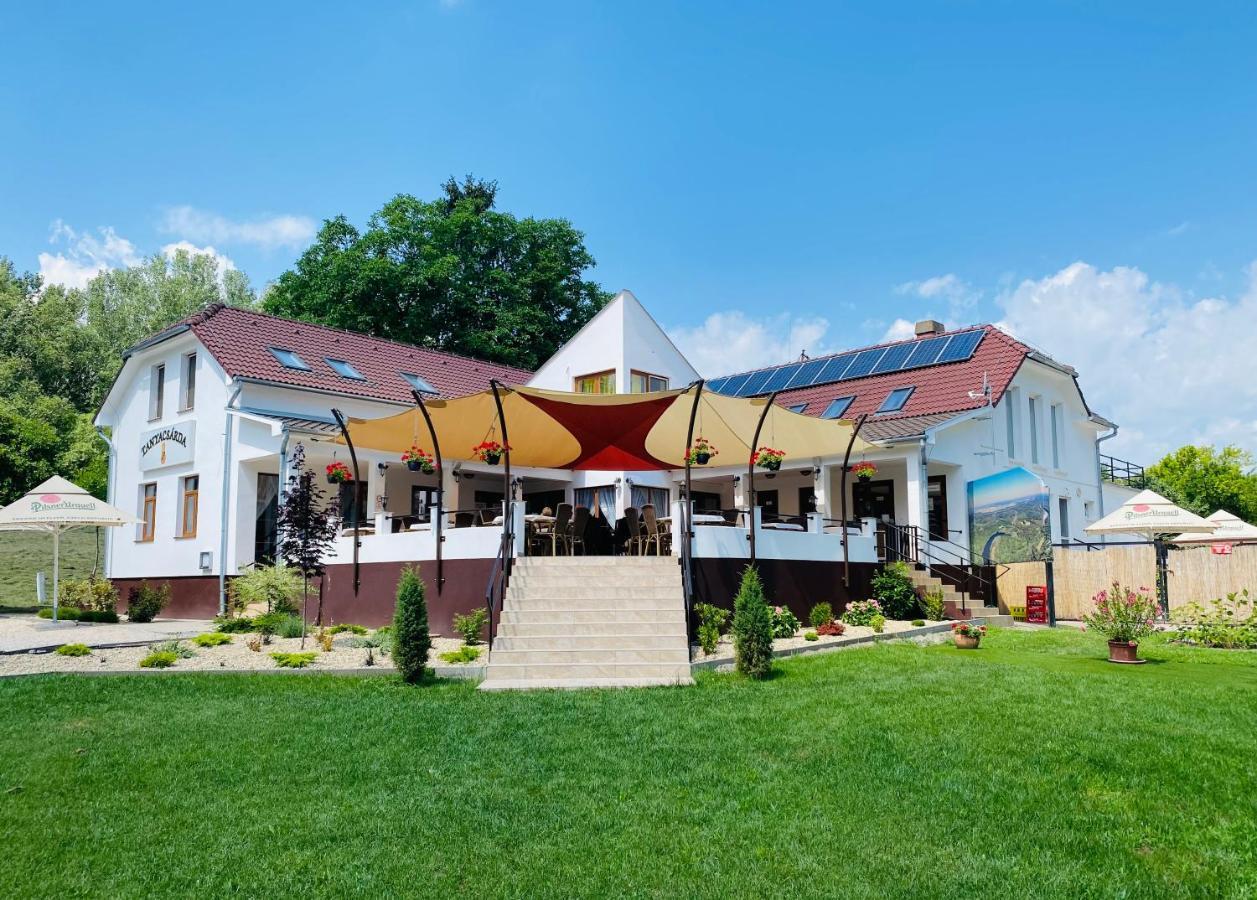 Bed and Breakfast Tanyacsarda Panzio Baja Zewnętrze zdjęcie